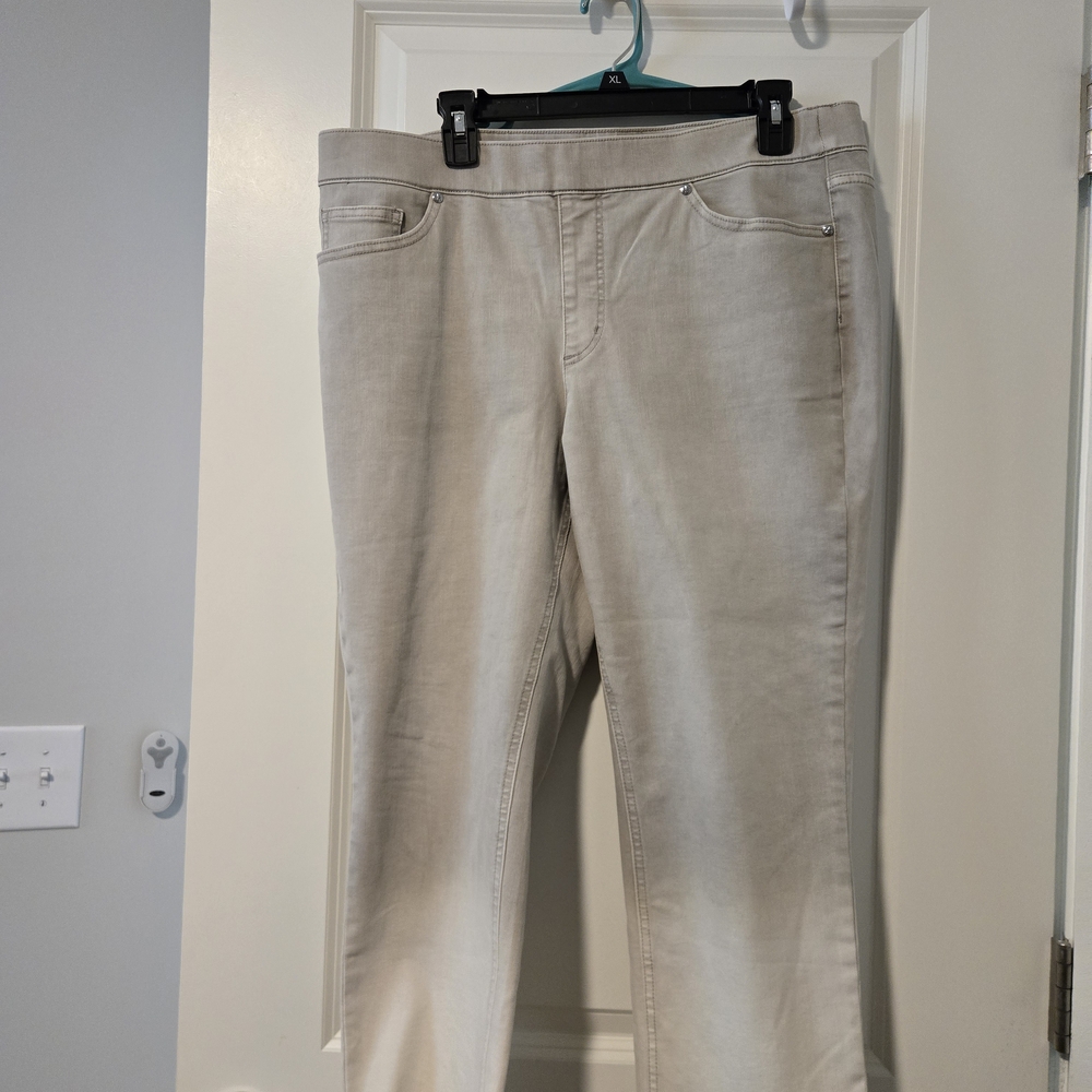 Gray Dip Dye Crop Jeans.